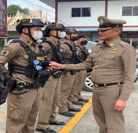 หัวหน้าสถานี..ตรวจความพร้อมและกำชับการปฏิบัติหน้าที่ของเจ้าหน้าที่สายตรวจ