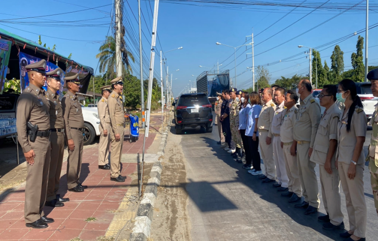 ร่วมเปิดจุดตรวจ​ จุดบริการ​ แยกหัวไผ่เพื่อป้องกันและลดอุบัติเหตุในท้องถนนช่วงเทศกาลปีใหม่​2567