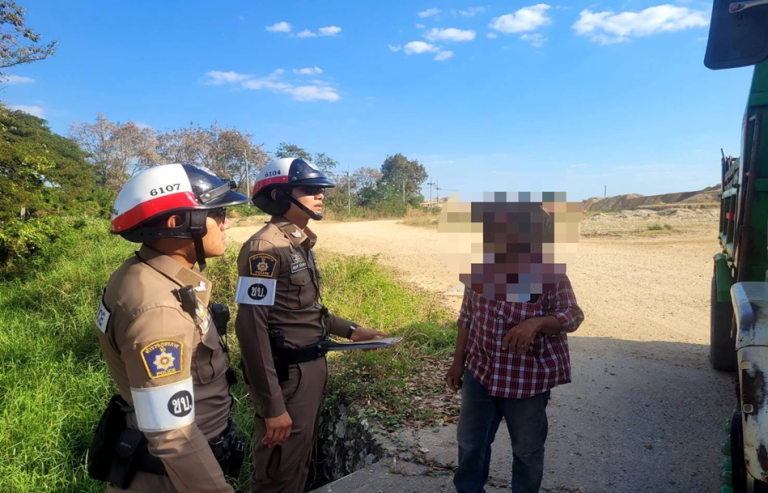 กวดขันวินัยจราจรรถบรรทุกดินภายในพื้นที่