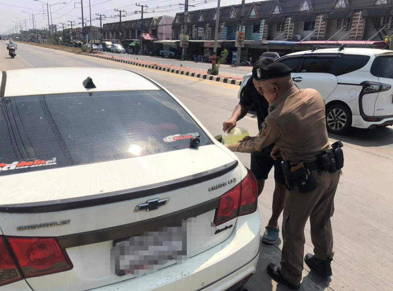 ใส่ใจ​ ช่วยเหลือ​ ประชาชน