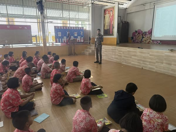 โครงการ​แดร์(DARE​) สร้างภูมิ​คุ้มกัน​ให้กับนักเรียนห่างไกลยาเสพติด